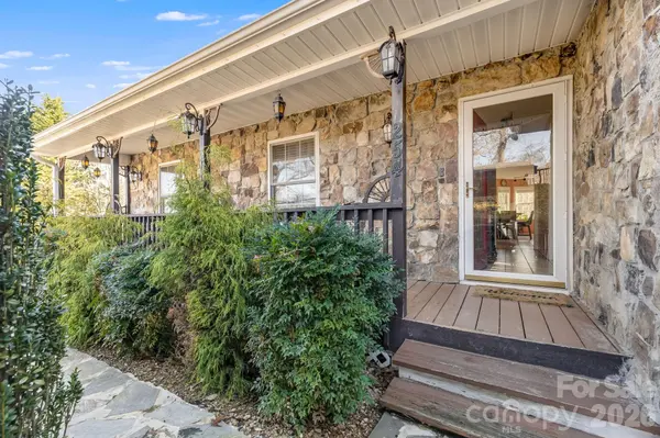 254 Jupiter RD, Weaverville, NC 28787