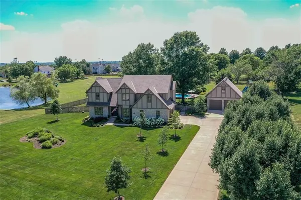 17554 Cody ST, Overland Park, KS 66221