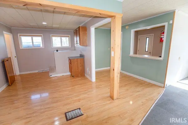 1223 N Center ST, Plymouth, IN 46563