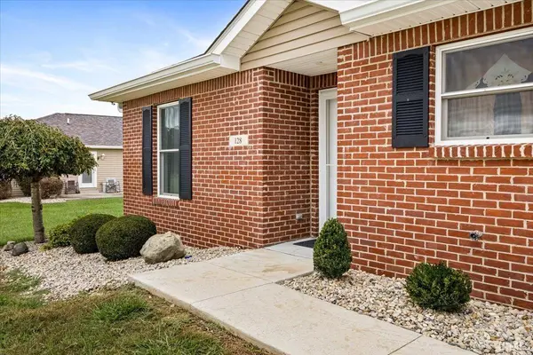 128 SUNSET DR, Winchester, IN 47394