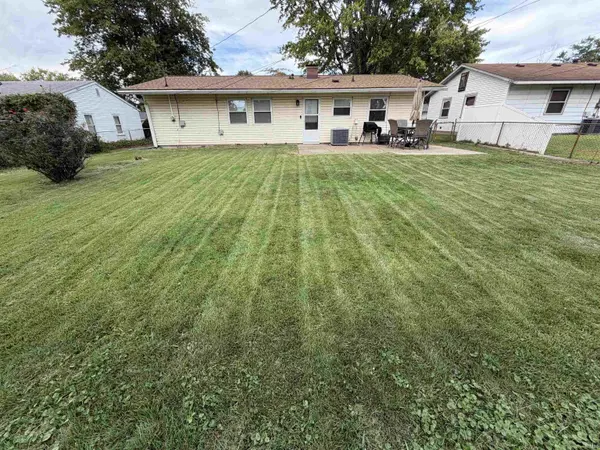 312 Greenleaf DR, Evansville, IN 47710