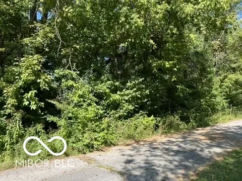 3038 Sapphire BLVD, Indianapolis, IN 46268