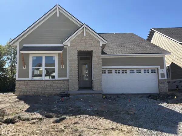 8841 Earhart LN, Zionsville, IN 46077