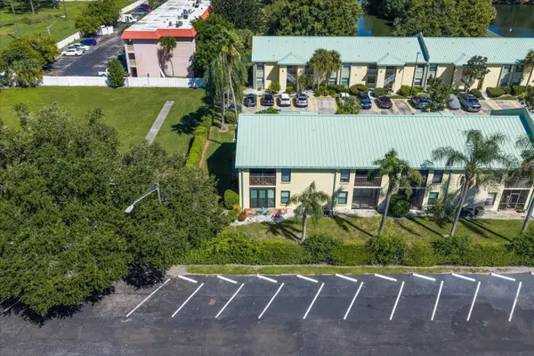 6145 113TH ST #408, Seminole, FL 33772