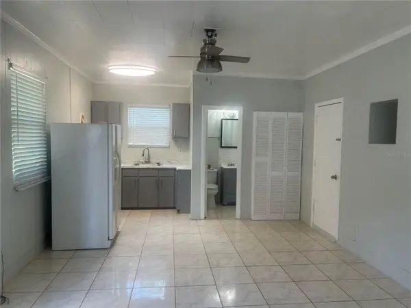 827 19TH AVE N #1/2, St Petersburg, FL 33704
