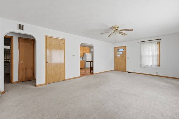 402 SW 5th ST, Aledo, IL 61231