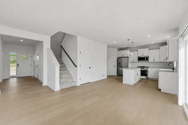 650 Sierra Pkwy, Waconia, MN 55387