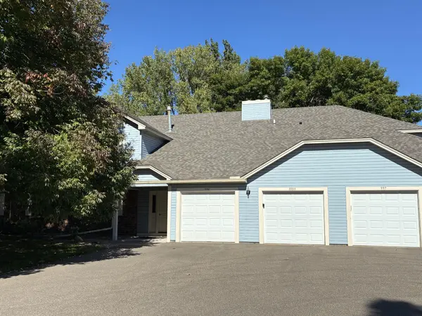 997 Heritage CT E, Vadnais Heights, MN 55127