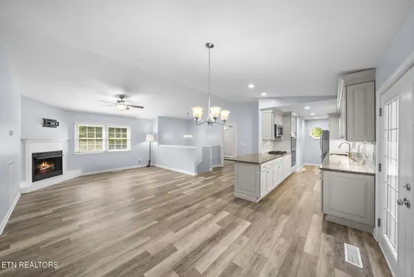 71 Cardinal Loop, Crossville, TN 38555