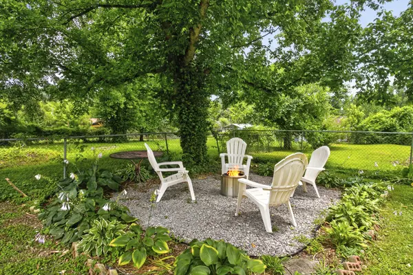 131 Tusculum Rd, Antioch, TN 37013