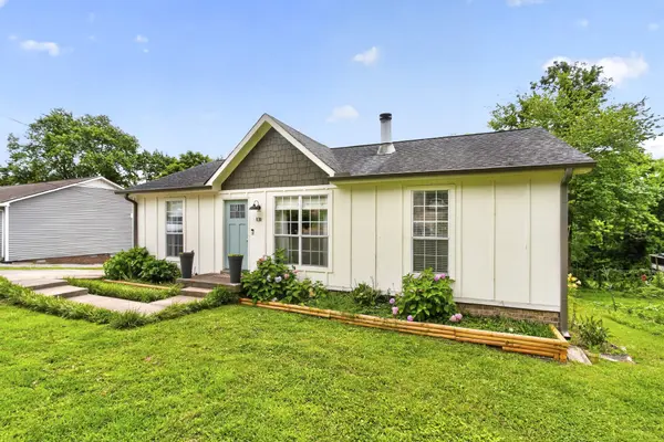131 Tusculum Rd, Antioch, TN 37013