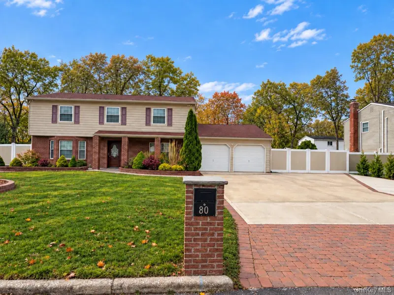 80 Lincoln AVE, Port Jefferson, NY 11776