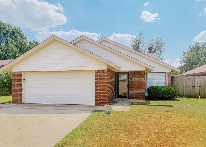 528 W 9th ST, Edmond, OK 73003