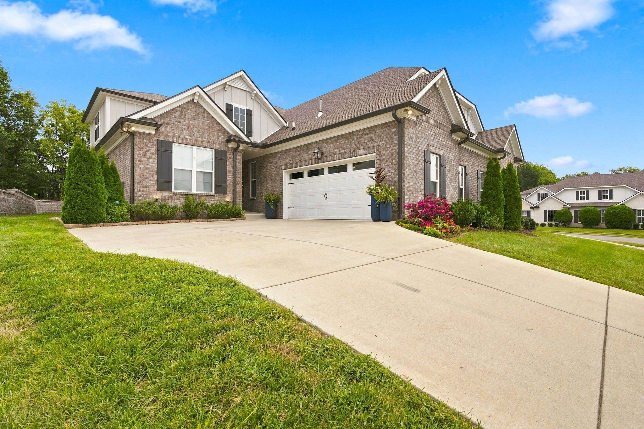 602 Lake Reserve Cv, Hermitage, TN 37076