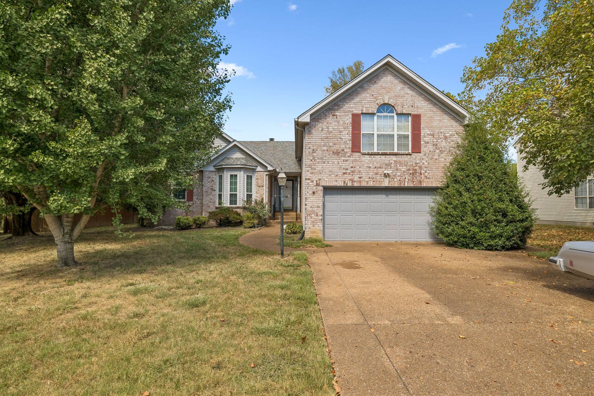 1401 Joe Pyron Dr, Madison, TN 37115
