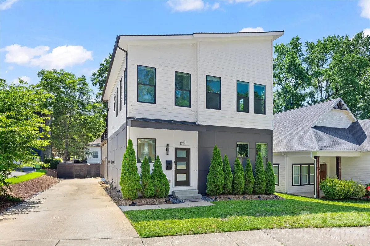 1704 Pegram ST, Charlotte, NC 28205
