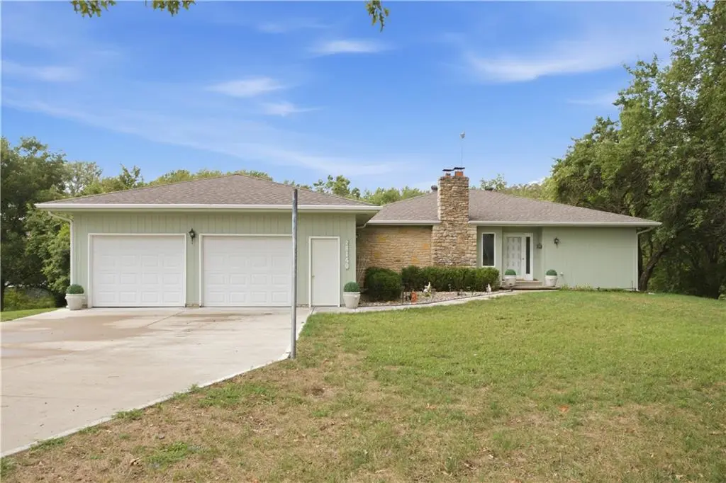 28140 Hospital DR, Paola, KS 66071