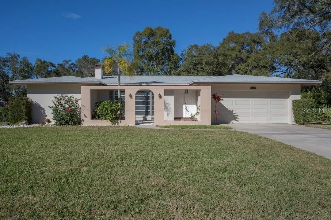1420 FAIRWAY DR, Dunedin, FL 34698