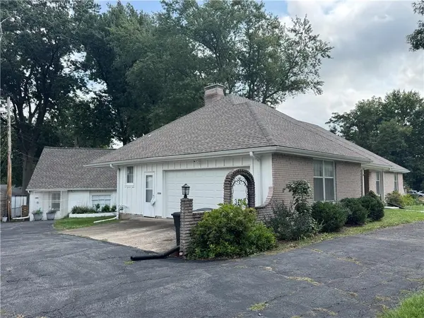 3609 Blue Ridge BLVD, Independence, MO 64052