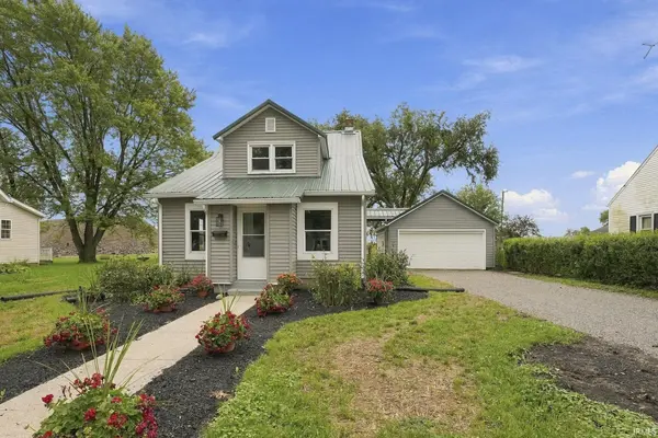 562 E Franklin ST, Berne, IN 46711
