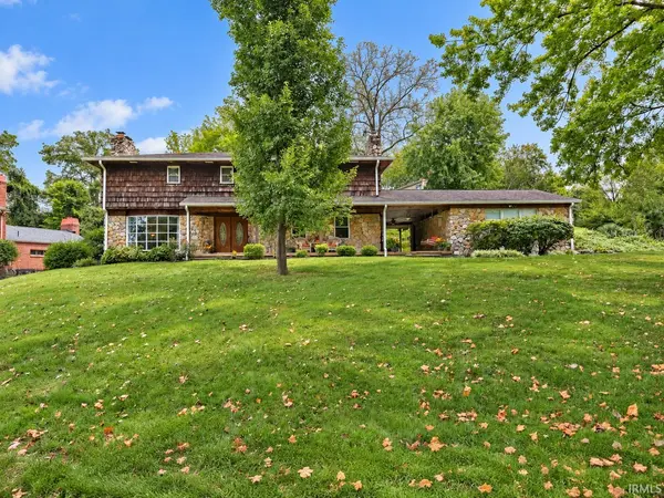 6322 Pfafflin Lake BLVD, Newburgh, IN 47630