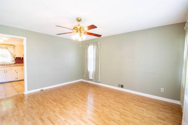 4012 W Maryland ST, Evansville, IN 47720