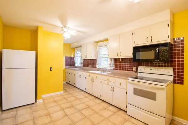 4012 W Maryland ST, Evansville, IN 47720