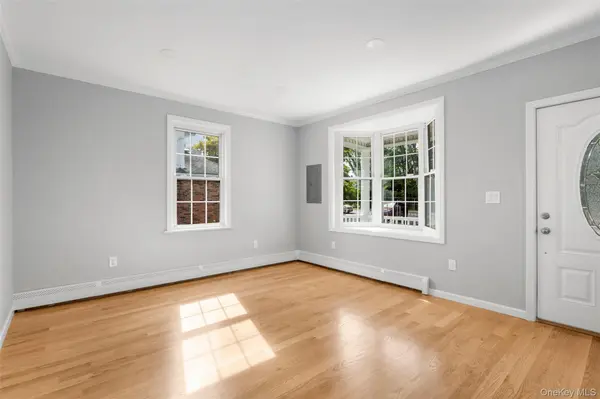 30 AKA 79 Cerone AVE, Yonkers, NY 10704