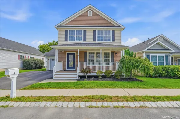 9 Emerson TER, Highland, NY 12528