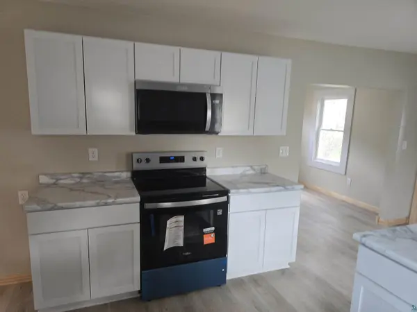 337 21st St, Cloquet, MN 55720