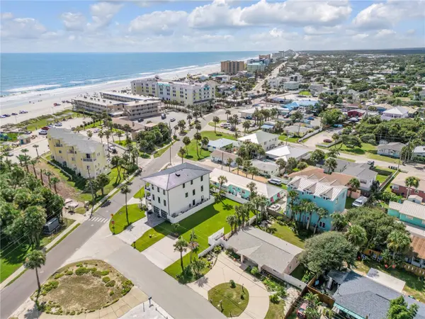 407 LINCOLN AVE, New Smyrna Beach, FL 32169