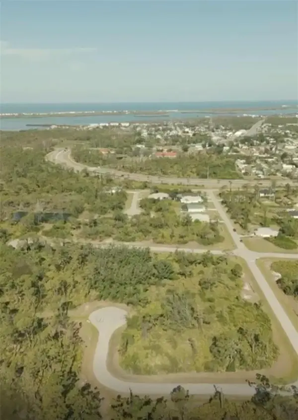 193 SWEETWATER DR, Rotonda West, FL 33947