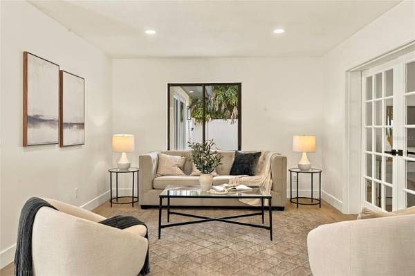 10309 RECLINATA LN, Tampa, FL 33618