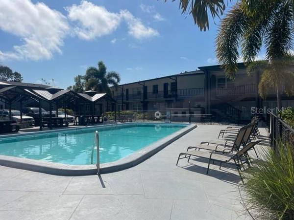 675 INDIAN ROCKS RD N #204B, Belleair Bluffs, FL 33770