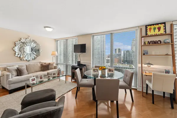 2 E Erie ST #3310, Chicago, IL 60611