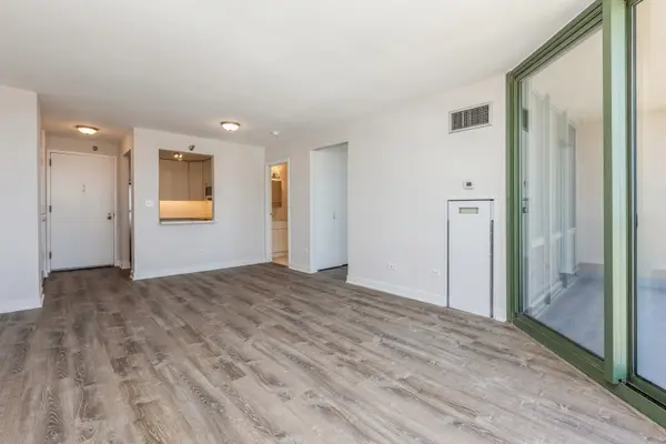111 W Maple ST #3311, Chicago, IL 60610