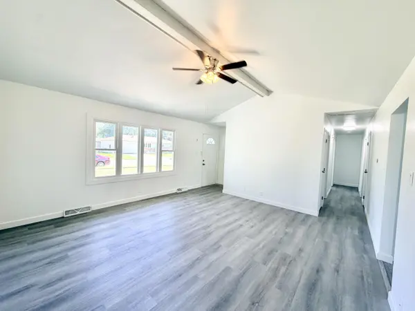 2450 Clydia ST, Portage, IN 46368