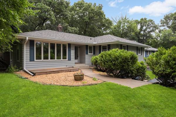 3929 Williston RD, Minnetonka, MN 55345