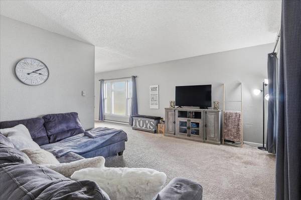 521 N 8th ST, Brainerd, MN 56401