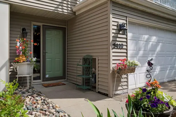5410 Sanibel DR, Minnetonka, MN 55343