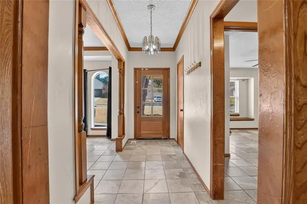908 Carfax RD, Edmond, OK 73034