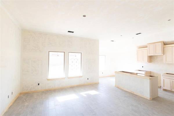 805 Westfall BLVD, Choctaw, OK 73020