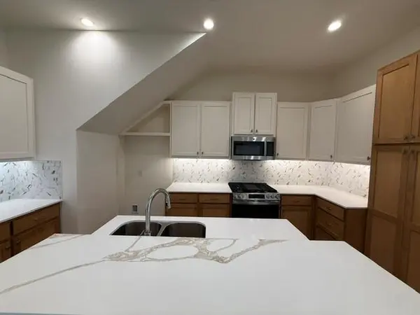 533 Wimbledon RD, Edmond, OK 73003