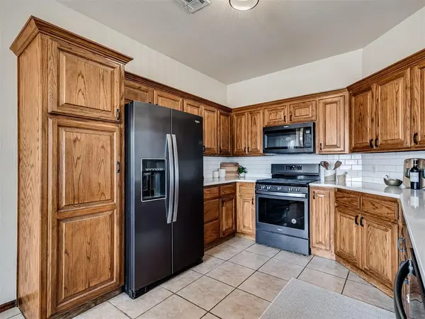 490 NE 23rd TER, Newcastle, OK 73065