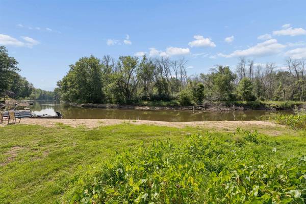 N3877 BETTY DR, Hortonville, WI 54944