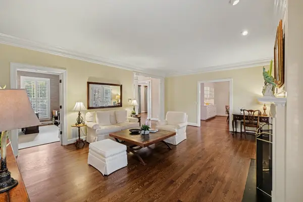 403 Charlesgate Ct, Nashville, TN 37215