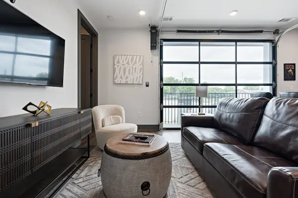 65 Lindsley Ave #206, Nashville, TN 37210