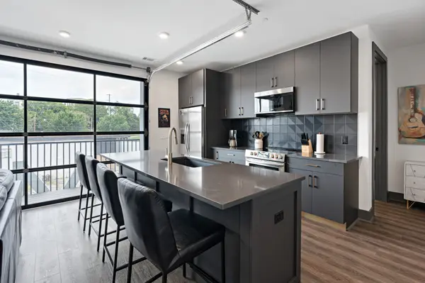 65 Lindsley Ave #206, Nashville, TN 37210