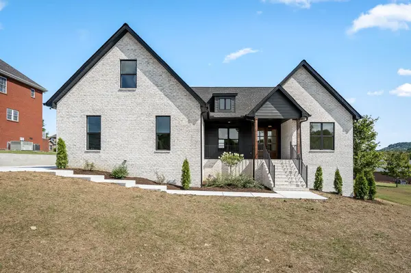 135 Pin Oak Dr, Woodbury, TN 37190