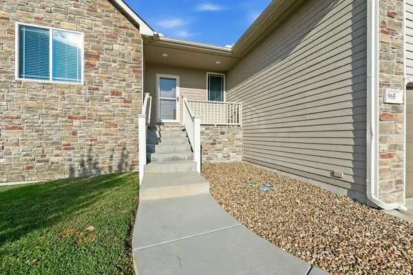 965 N Cedar Brook Circle, Mulvane, KS 67110